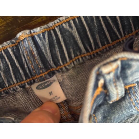 The Beaufort Bonnet Company TBBC, 2T Bow Tank & Denim Shorts – Toddler Set - Picture 4 of 4